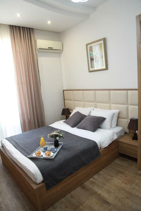 Rio Hotel Tbilisi Buitenkant foto